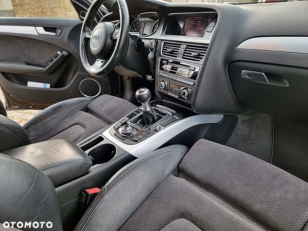 Audi A4 Avant 2.0 TDI DPF S line Sportpaket - 22