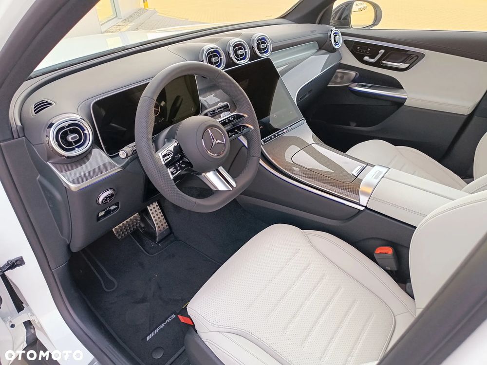 Mercedes-Benz GLC - 4