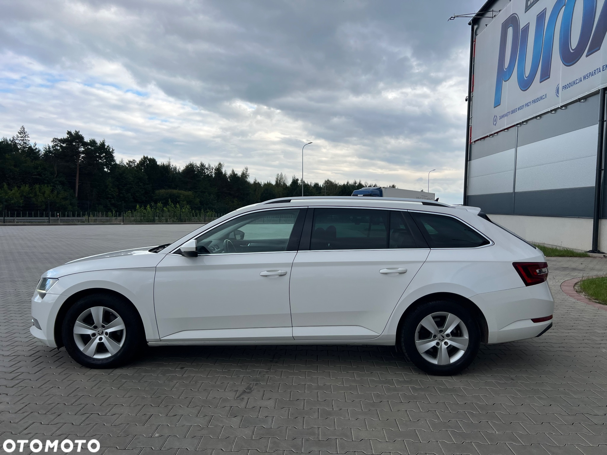 Skoda Superb 2.0 TDI 4x4 DSG Premium Edition - 10