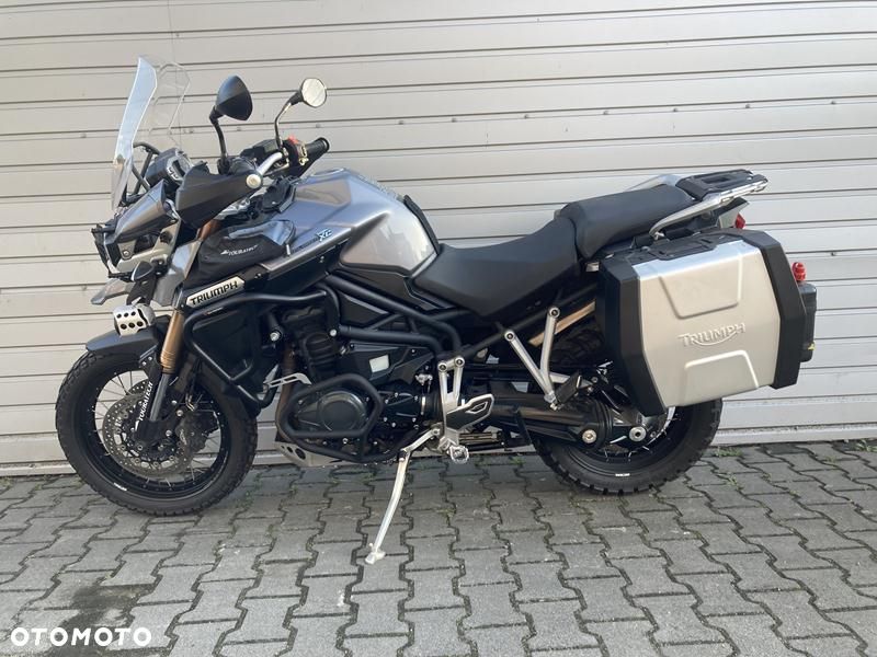 Triumph Tiger - 2