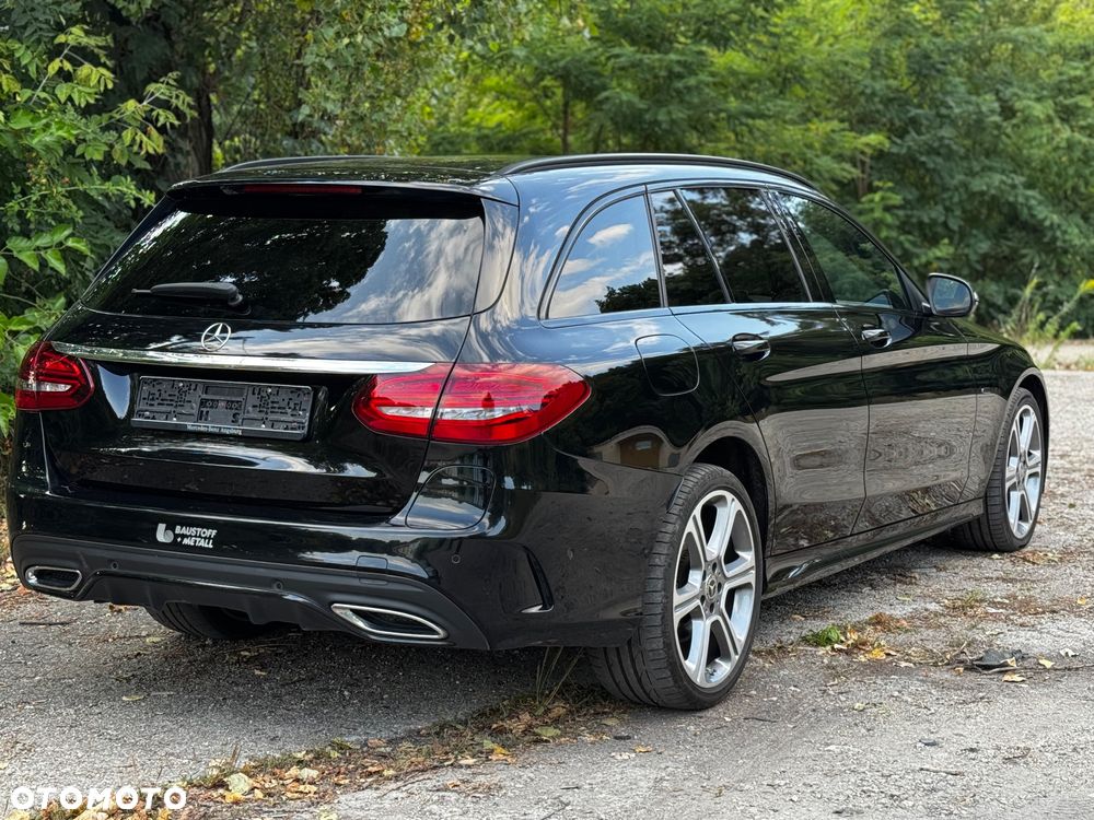 Mercedes-Benz Klasa C 300 de T 9G-TRONIC Night Edition - 7