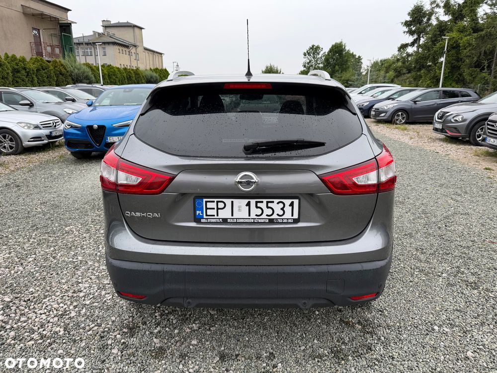 Nissan Qashqai 1.6 DIG-T N-Connecta - 6