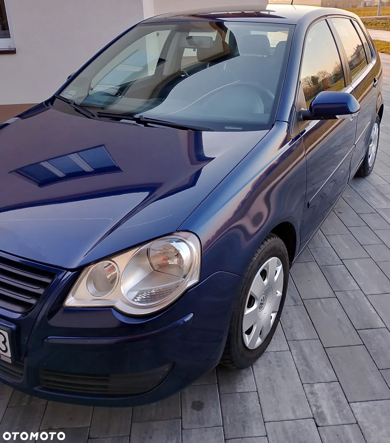 Volkswagen Polo - 2