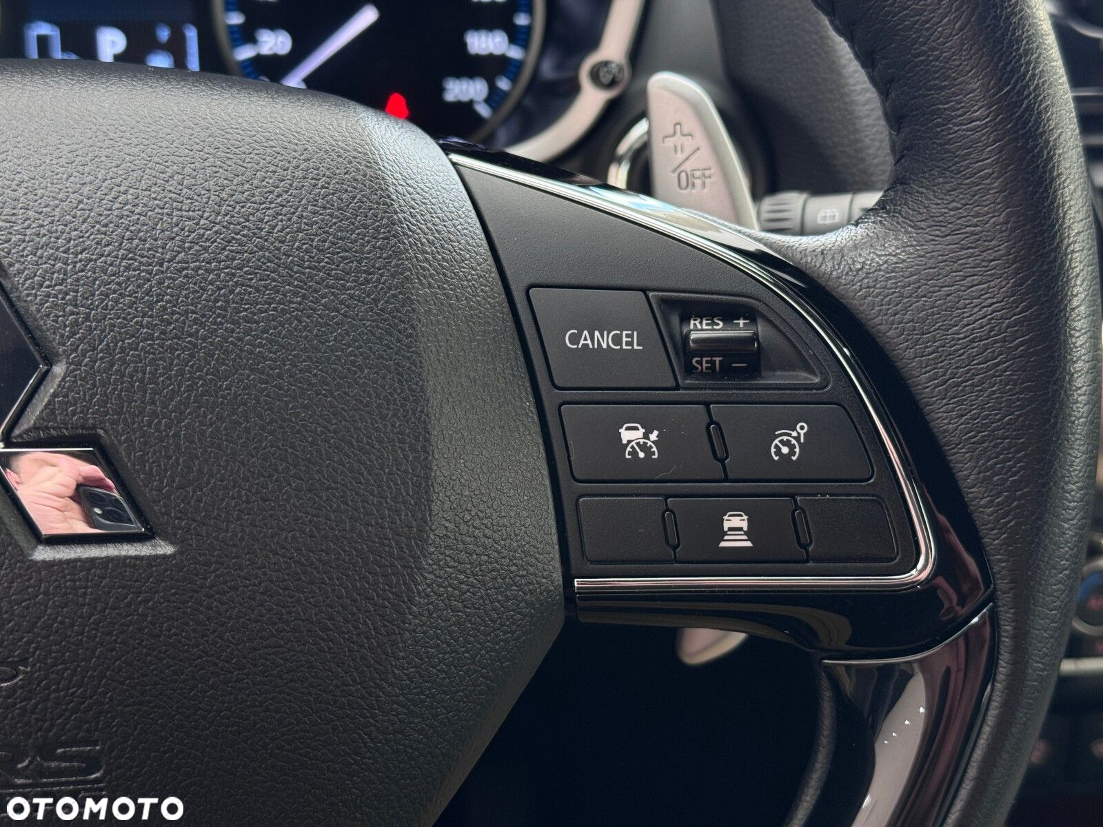 Mitsubishi Eclipse Cross - 24