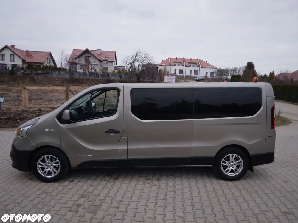 Renault Trafic Grand SpaceClass 1.6 dCi - 4