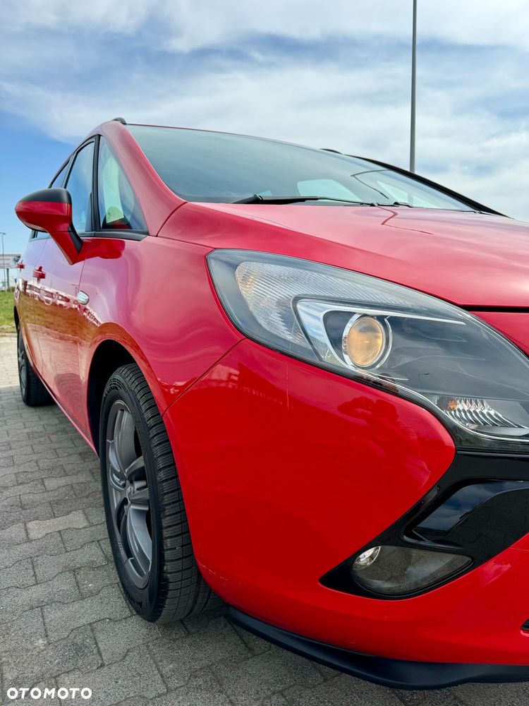 Opel Zafira 1.6 T SIDI Enjoy S&S - 31