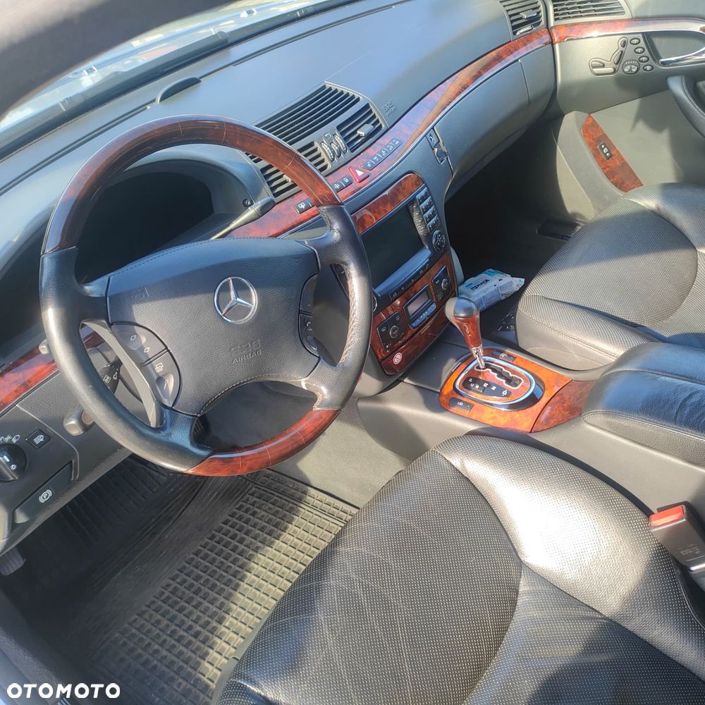 Mercedes-Benz S-Class 2005 photo 3