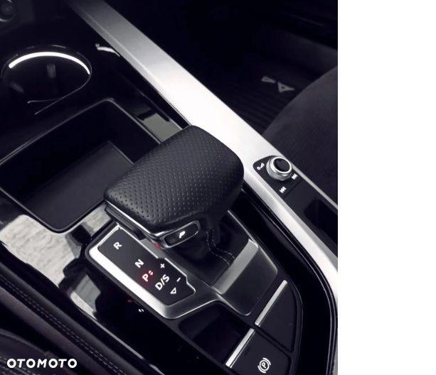 Audi A4 Limousine - 12