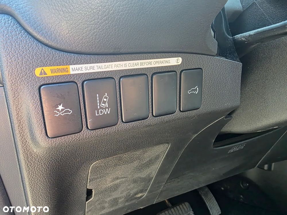 Mitsubishi Outlander - 27