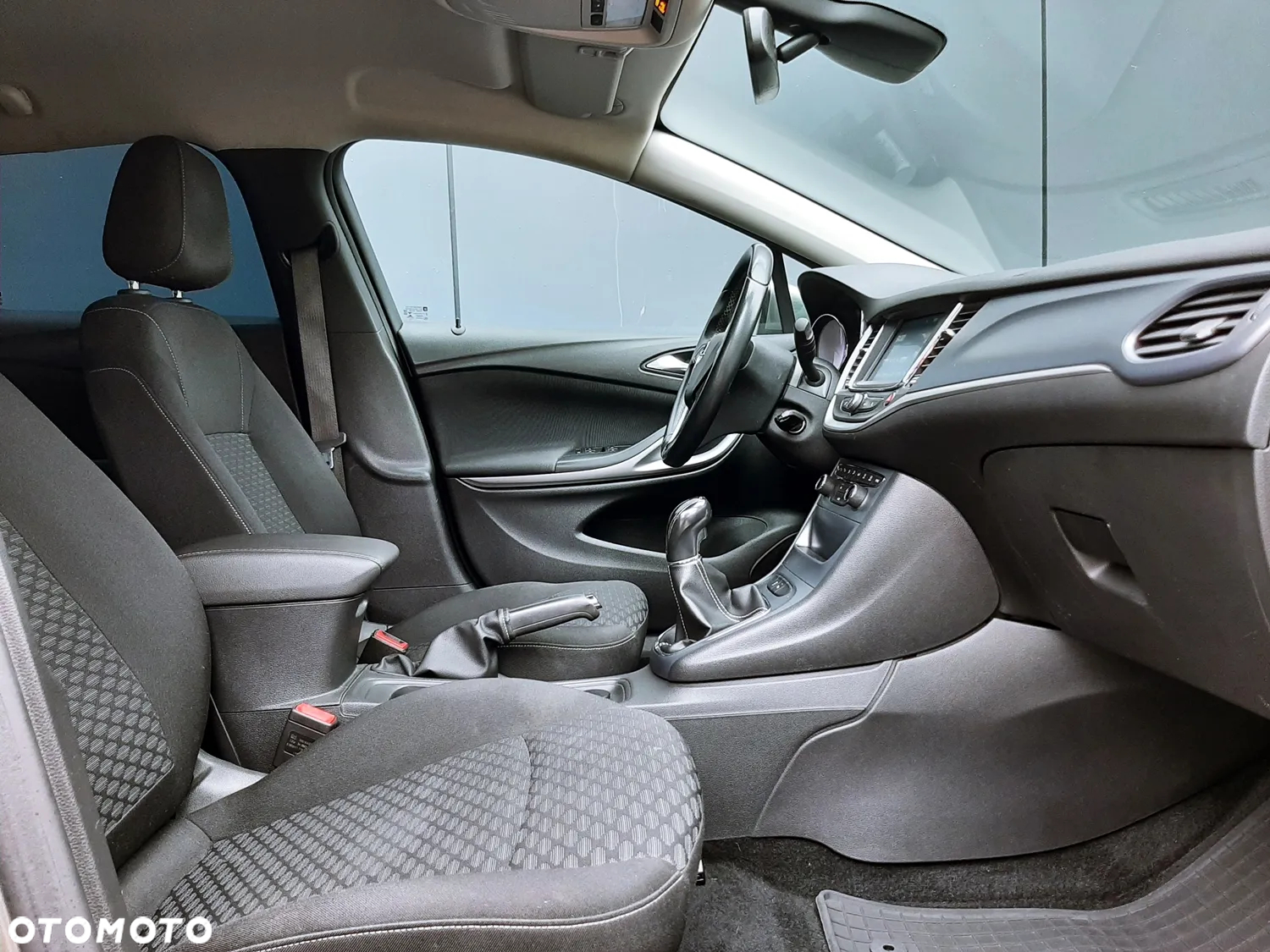 Opel Astra V 1.4 T Dynamic - 27