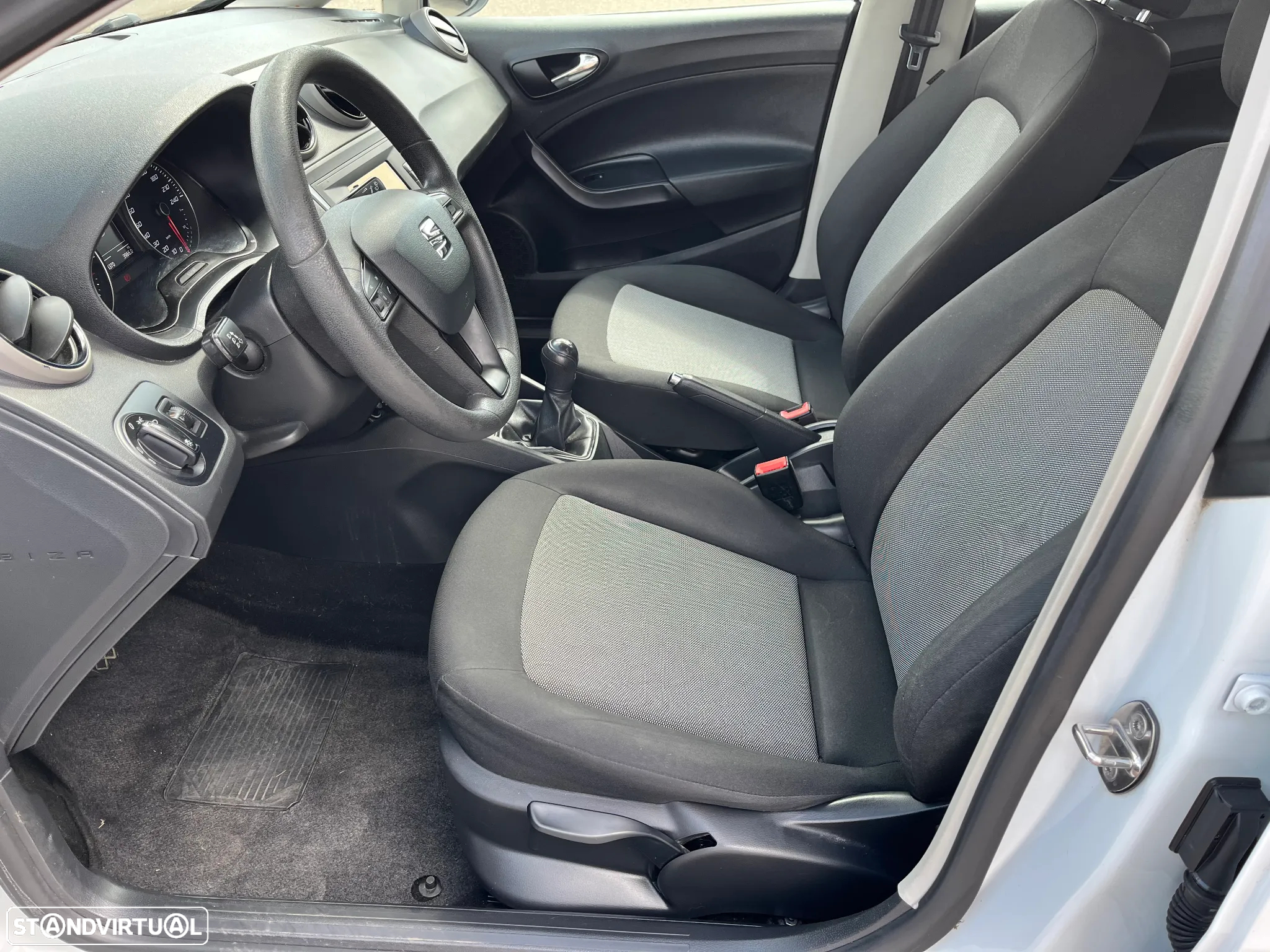 SEAT Ibiza 1.0 Reference - 9