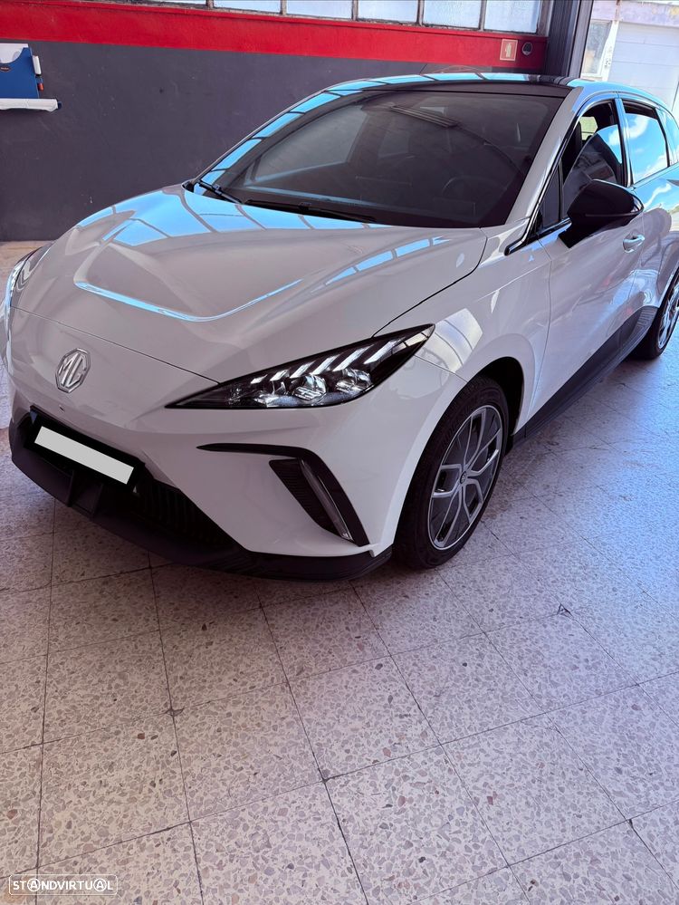 MG MG4 77 kWh Extended Range Luxury - 13