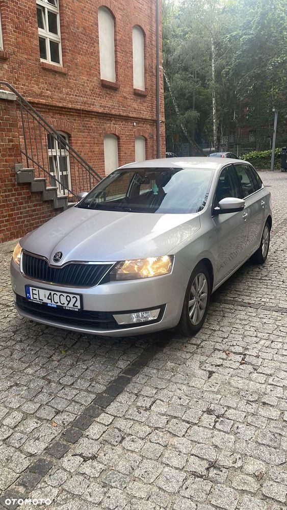 Skoda RAPID Spb 1.4 TDI DPF Ambition DSG - 14