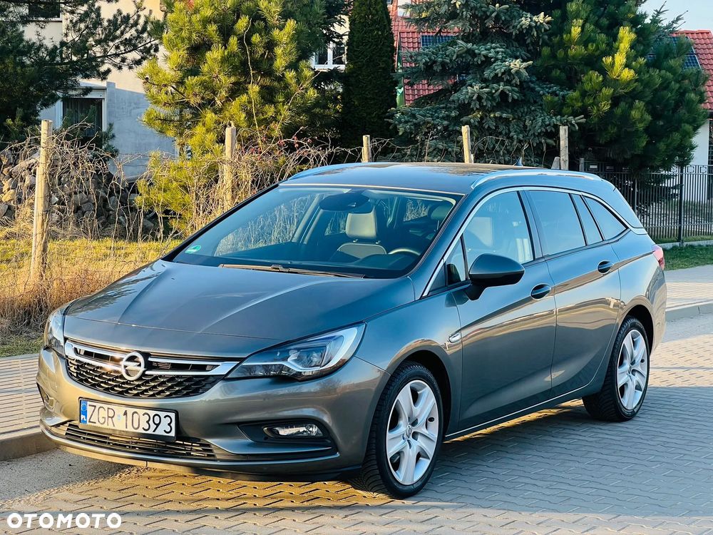 Opel Astra 1.6 CDTI Dynamic S&S - 2