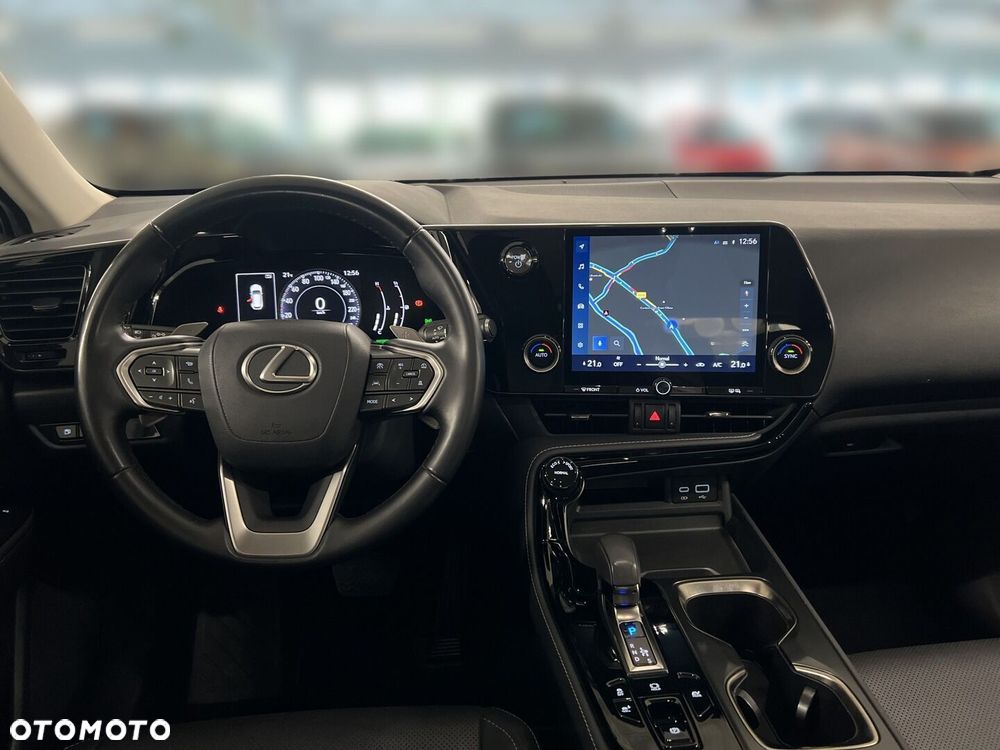 Lexus NX 350h Business AWD - 19