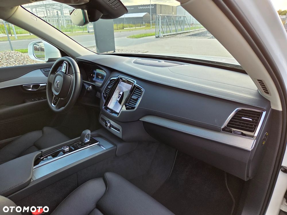 Volvo XC 90 B5 D AWD Plus Bright - 17