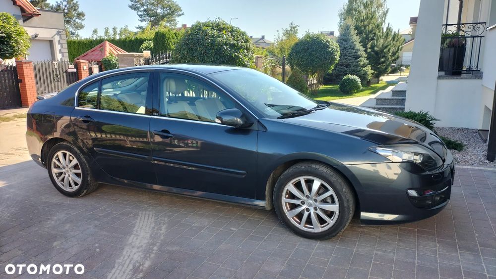 Renault Laguna 2.0 dCi Initiale - 4