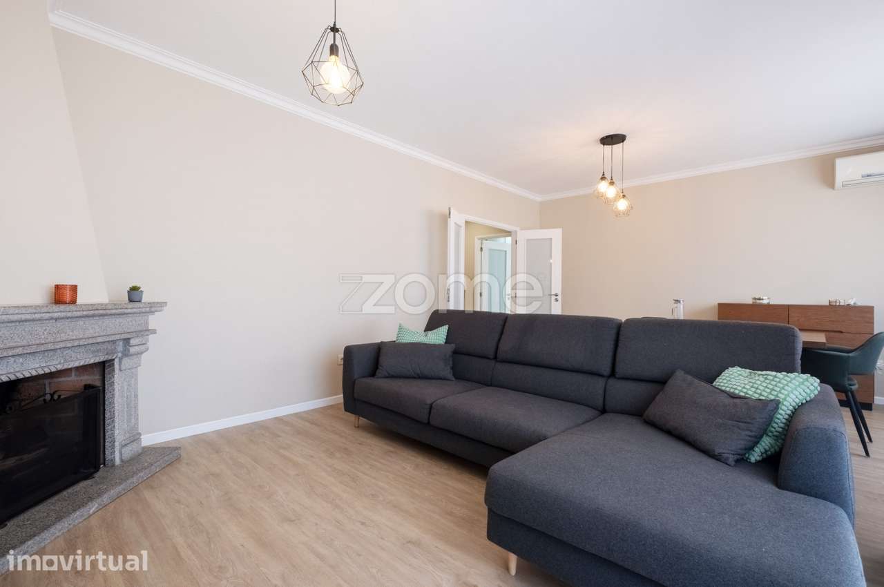 Apartamento T3 renovado com varandas e garagem - Fânzeres, Gondomar - Grande imagem: 4/48