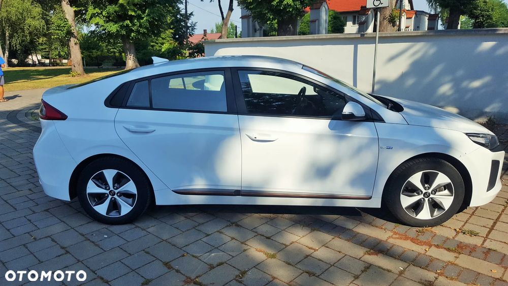 Hyundai IONIQ electric Premium - 4