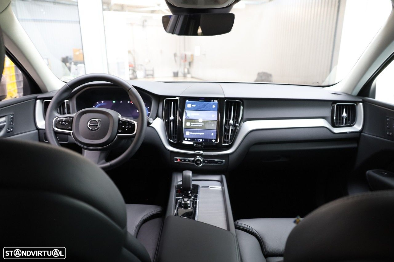 Volvo XC 60 2.0 B4 Plus Bright - 17