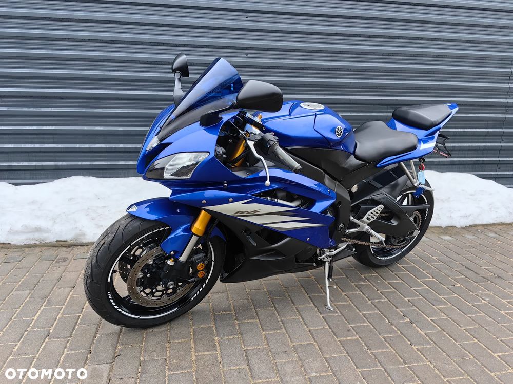 Yamaha R6 - 4