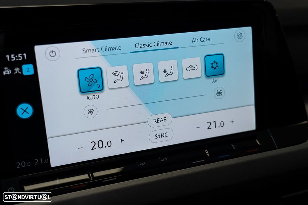 VW Golf 1.5 eTSI Style DSG - 32