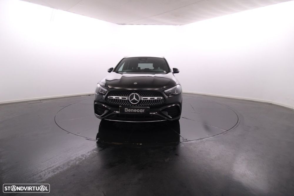 Mercedes-Benz GLA 180 d AMG Line - 12