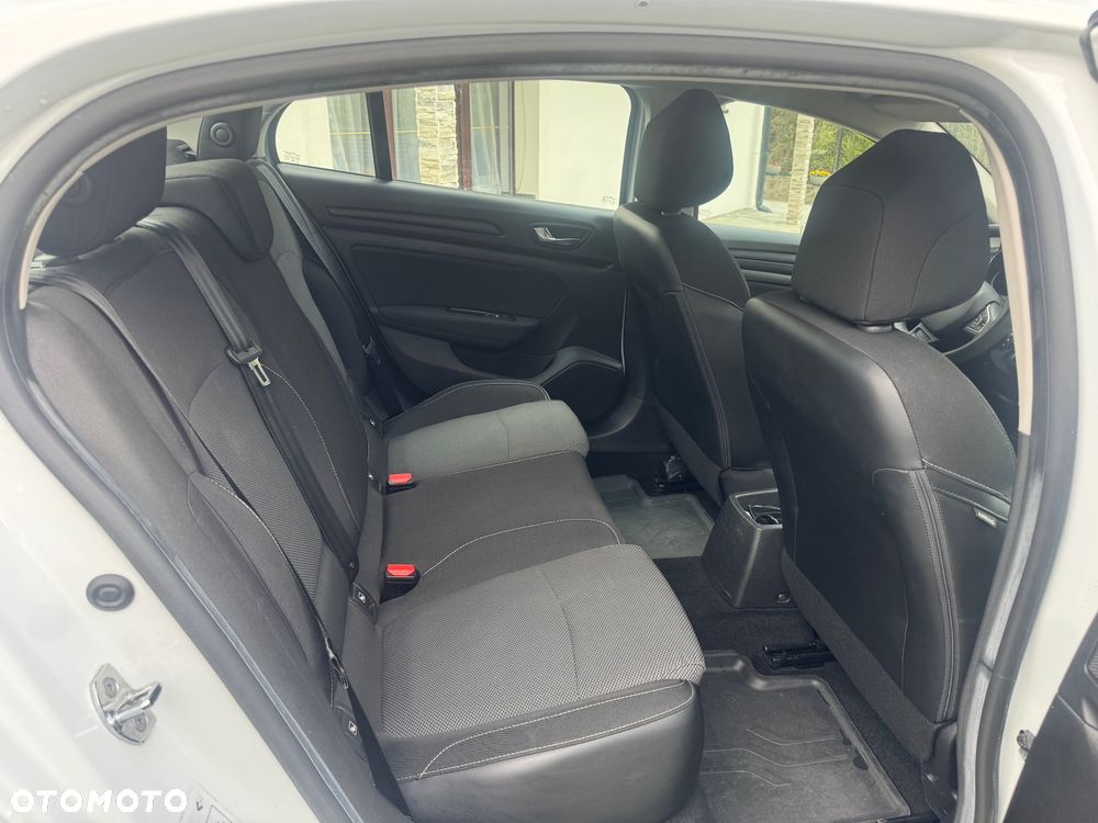 Renault Megane 1.6 SCe Zen - 9