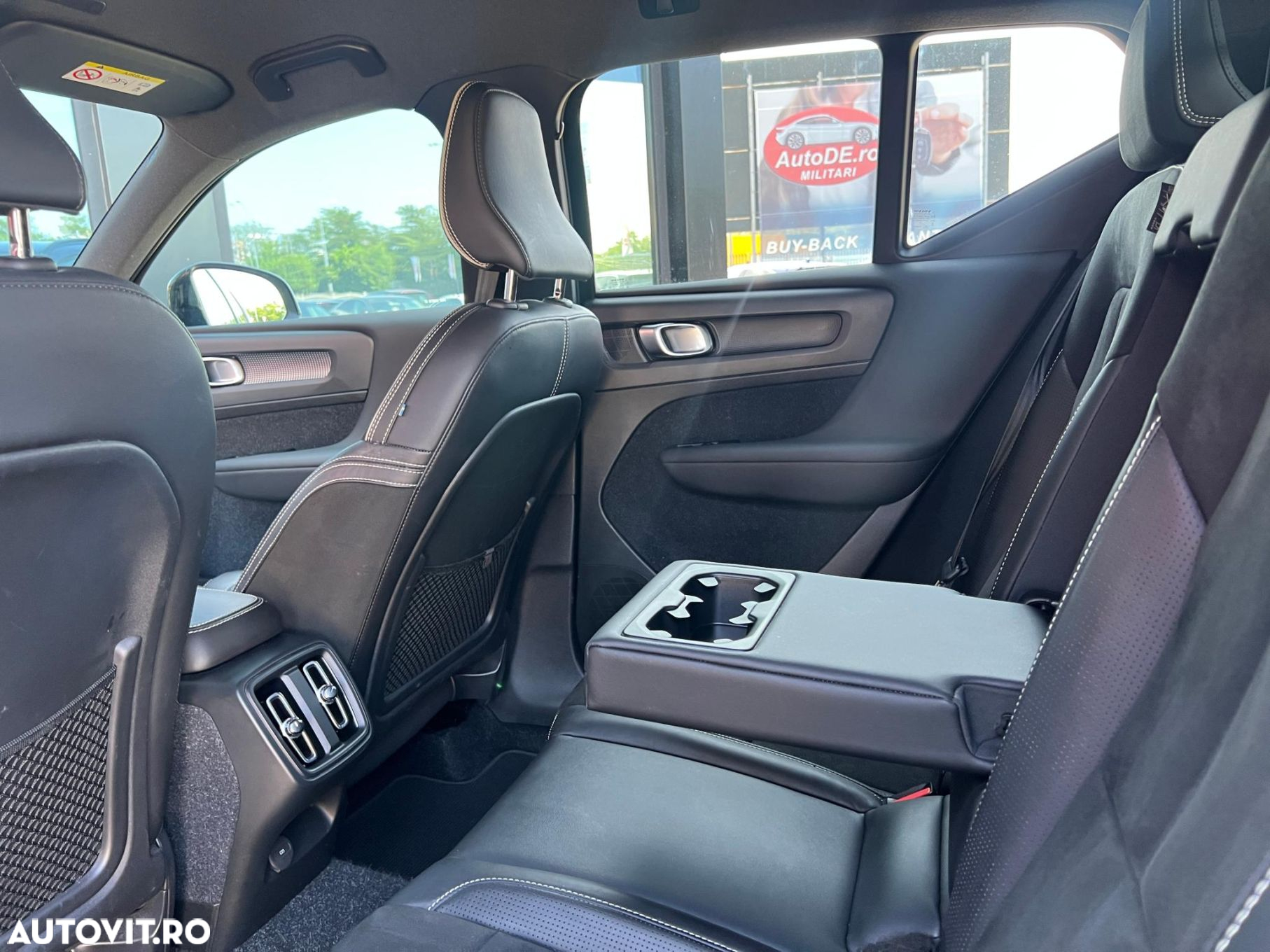Volvo XC 40 D3 R-Design - 17
