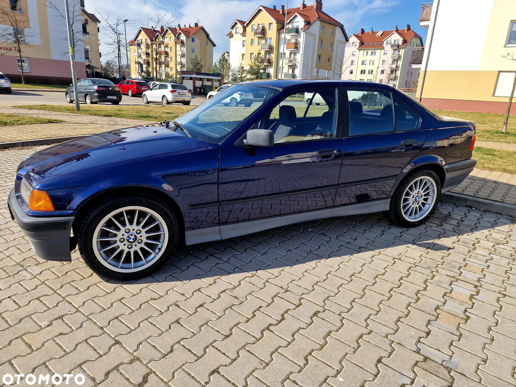 BMW Seria 3 318i - 17
