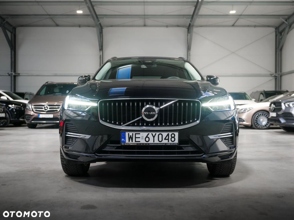 Volvo XC 60 B4 D AWD Core - 14