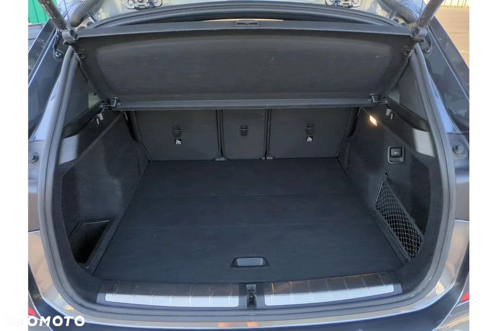 BMW X1 - 8
