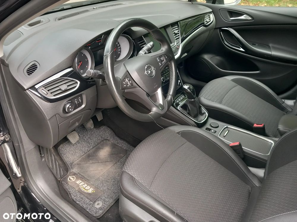 Opel Astra 1.6 D (CDTI) Start/Stop Innovation - 15