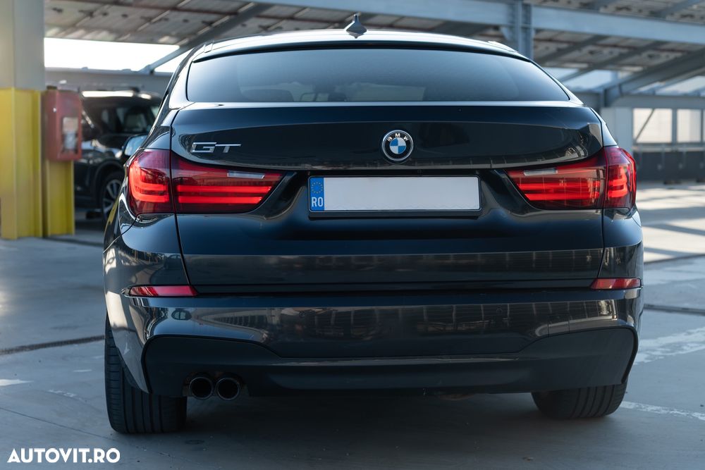 BMW Seria 5 530d xDrive - 7