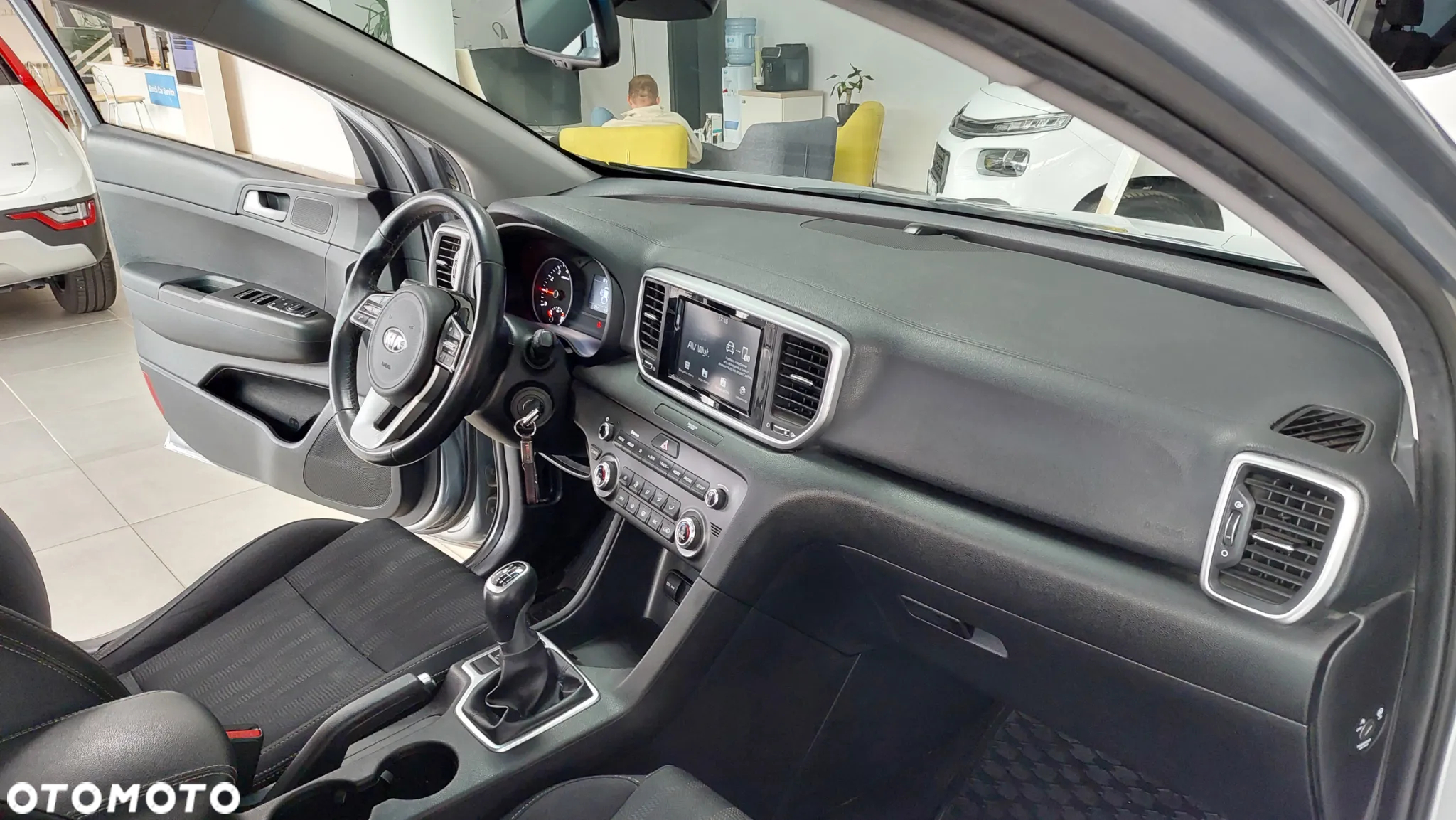 Kia Sportage 1.6 GDI M 2WD - 26