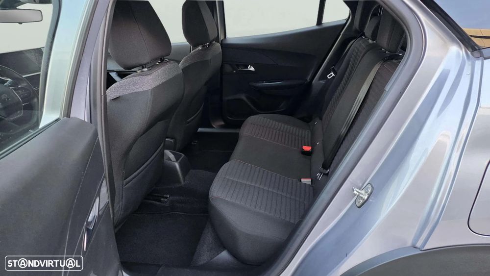 Peugeot 2008 1.2 PureTech Active Pack - 12