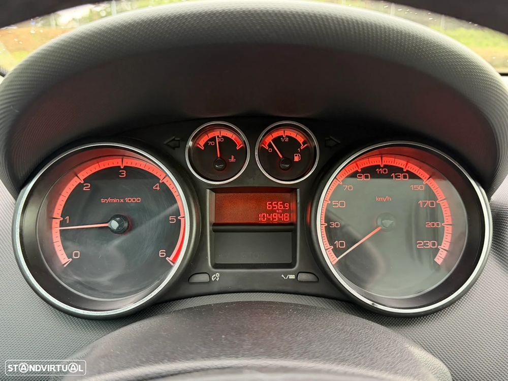 peugeot 308-sw ver-1-6-hdi-premium-cvm6 - 9