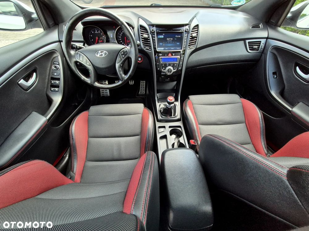 Hyundai i30 1.6 T GDI Turbo - 26