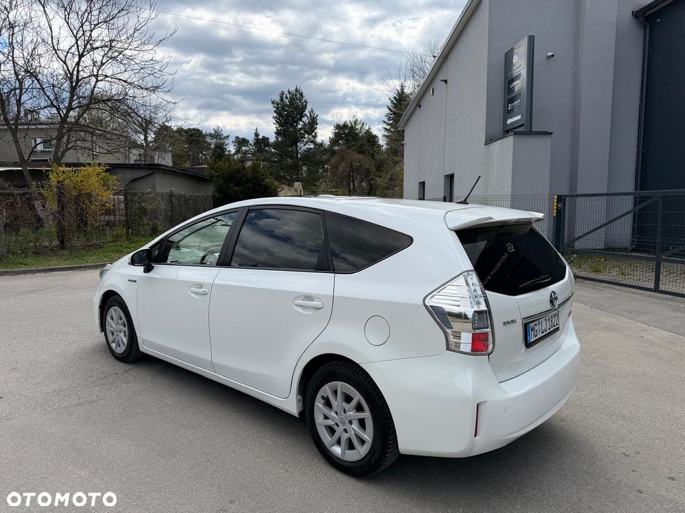 Toyota Prius+ (Hybrid) Executive - 3