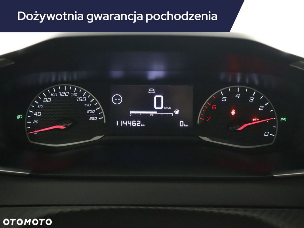 Peugeot 208 - 13