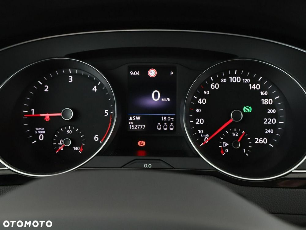Volkswagen Passat Variant 2.0 TDI SCR DSG Business - 23