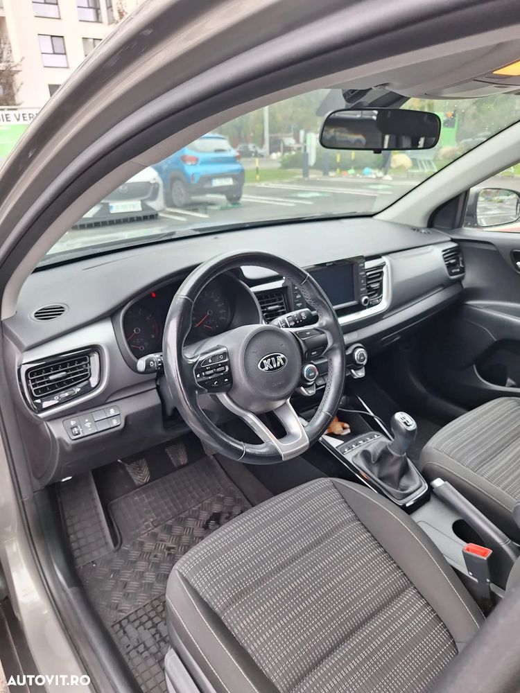 Kia Stonic - 4