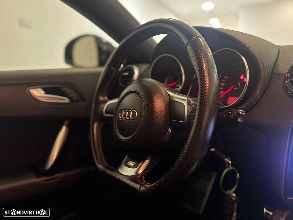 Audi TTS Coupé - 11