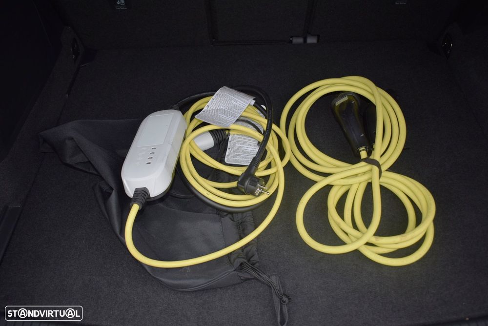 VW Tiguan 1.4 TSI eHybrid R-Line DSG - 44