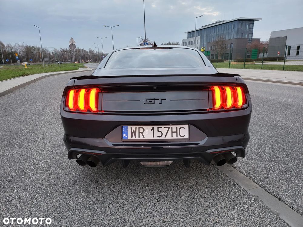 Ford Mustang 5.0 V8 GT - 2