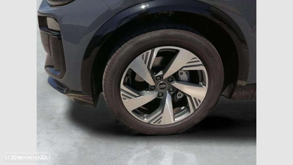 Audi Q6 e-tron 100 kWh Performance SE Business - 16