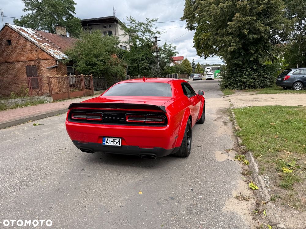 Dodge Challenger - 19