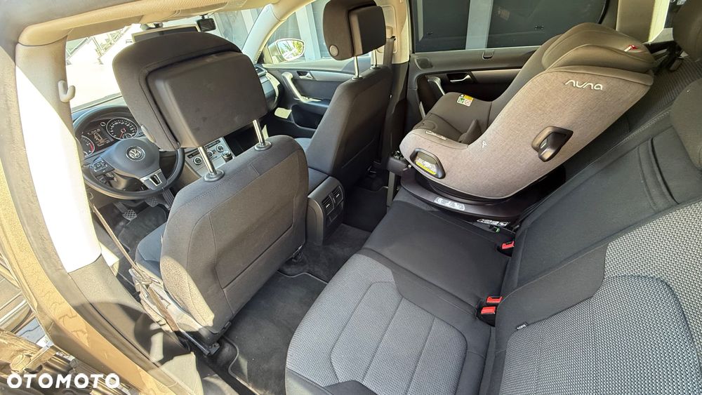 Volkswagen Passat 2.0 TDI Comfortline - 17