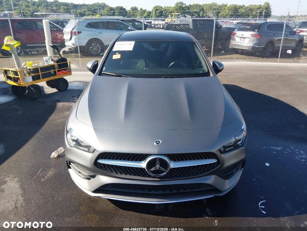 Mercedes-Benz CLA 250 4Matic 7G-DCT AMG Line - 2