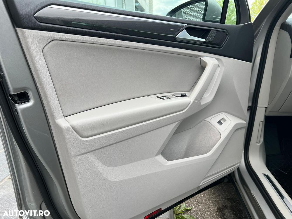 Volkswagen Tiguan 2.0 TDI 4Mot DSG Highline - 11